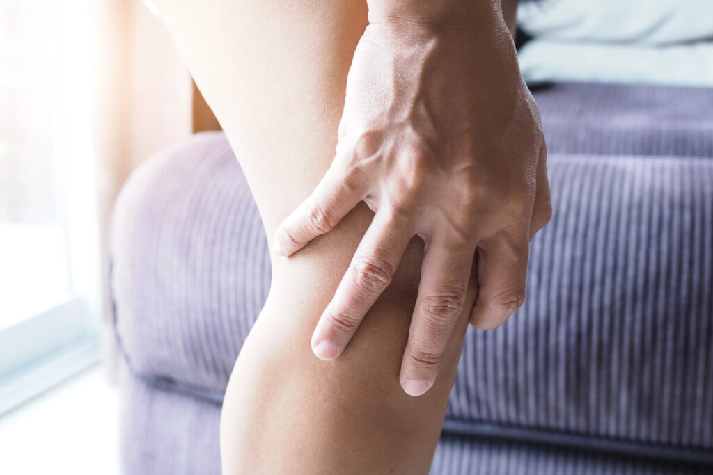 what happens if acl surgery gets infected