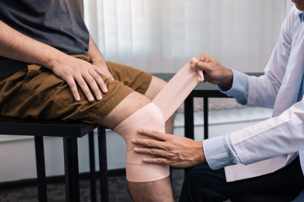 knee ligament surgery cost in the uk